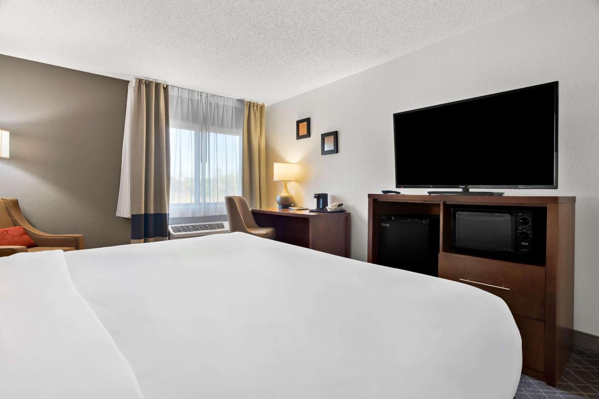 Comfort Inn Joliet West I-80 מראה חיצוני תמונה